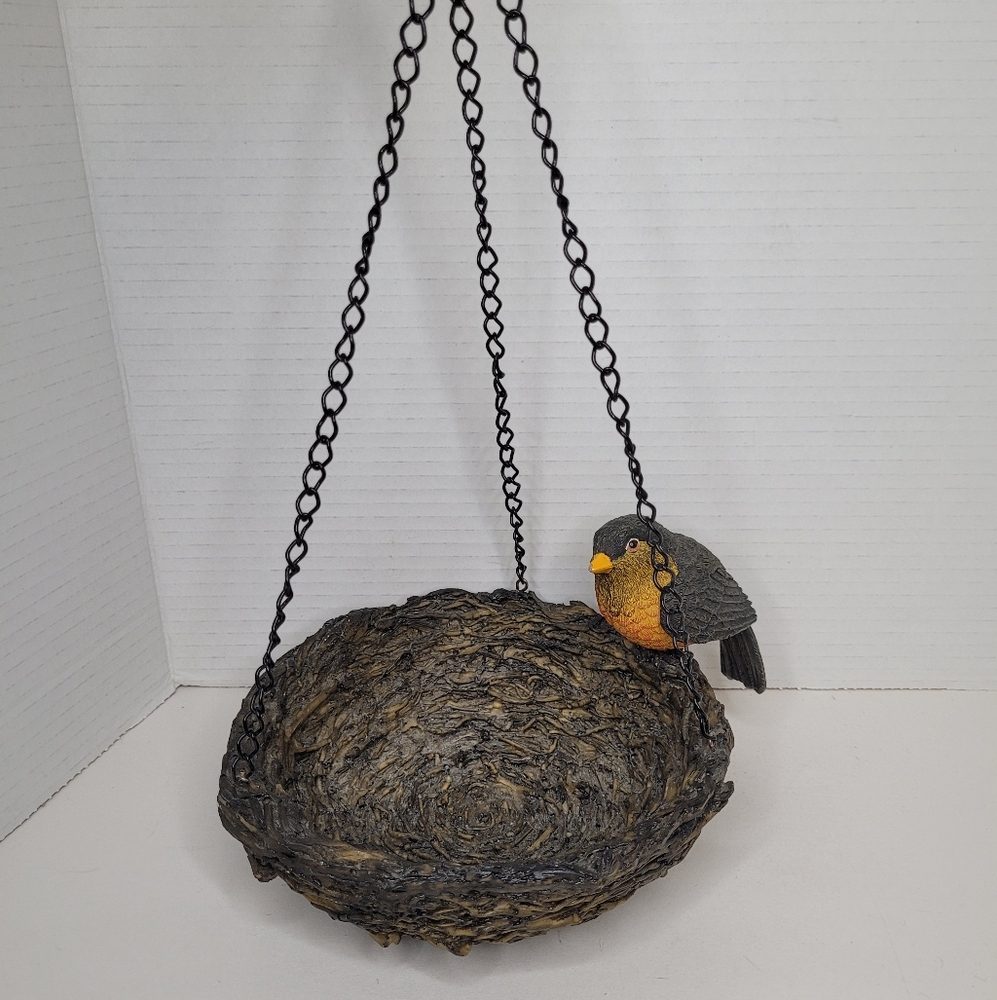 Hanging Bird Nest with Robin Vintage Decor with Chain Bird Feeder